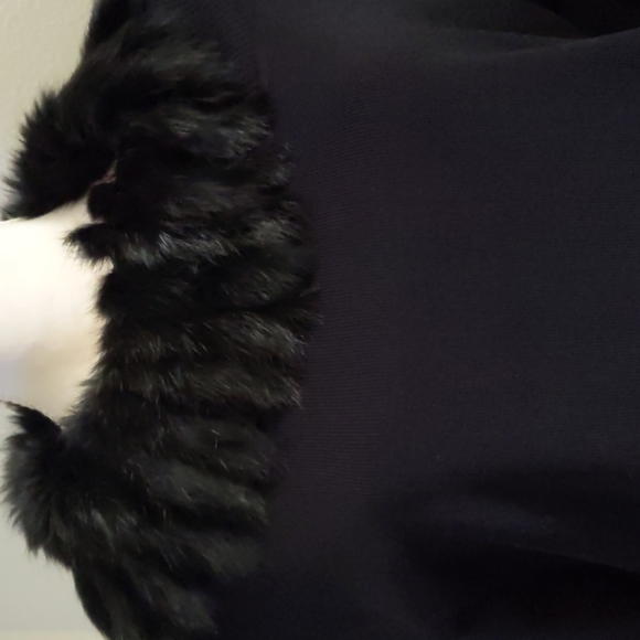 Victoria harbour faux fur neckline top size XL - Picture 5 of 9